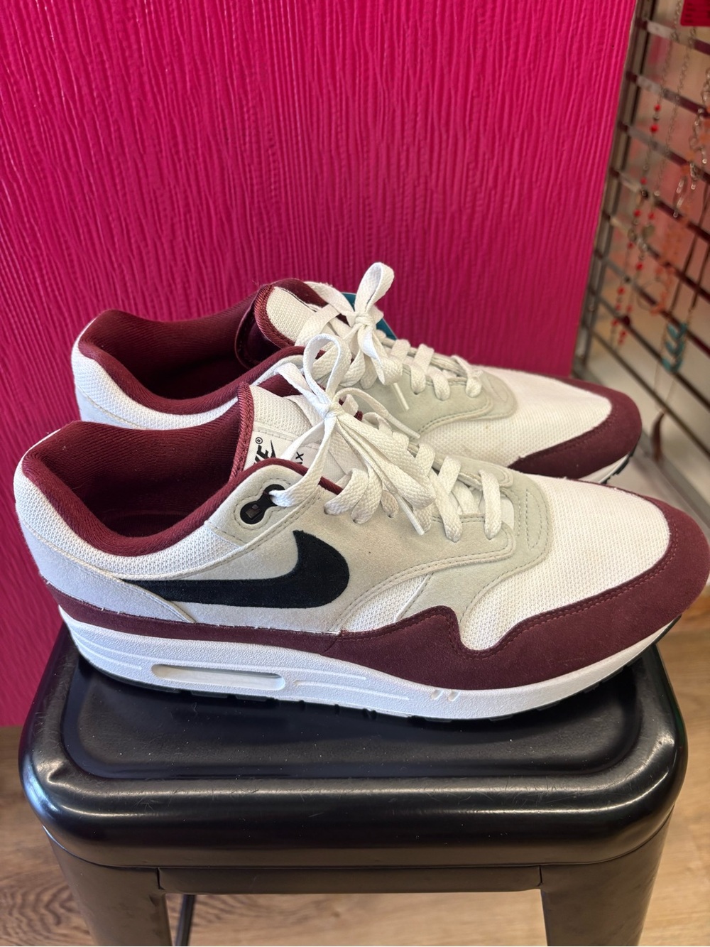 Nike Men’s Low-Top Sneakers in White, Maroon and Black